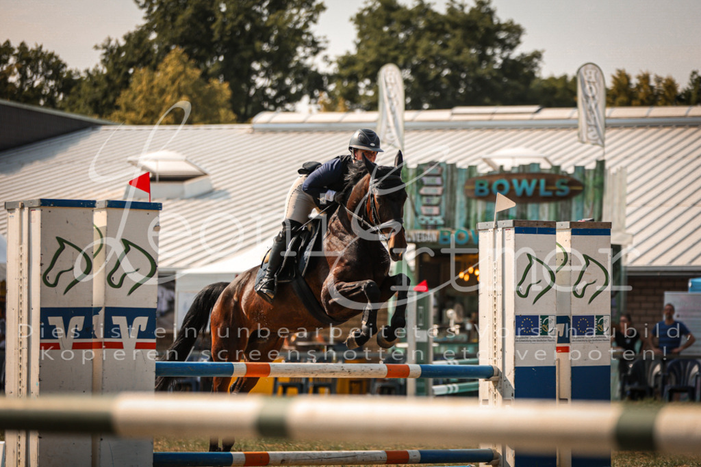 13.FrPfA00113 | Leoni Ertmer Photography - Realisiert mit Pictrs.com