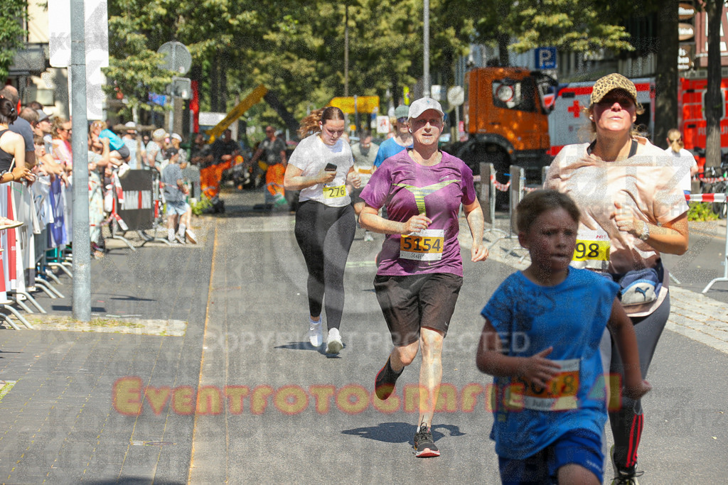 250621_1051_EX1_2916 | Sportfotografie im Rhein-Sieg Kreis, Köln, Bonn, NRW, Rheinland Pfalz, Hessen, etc. Unser Tätigkeitsfeld umfasst den Laufsport vom Volkslauf über den Marathon, Duathlon, Triathon bis zum Ultralauf wie Kölnpfad Ultra oder Schindertrail.
