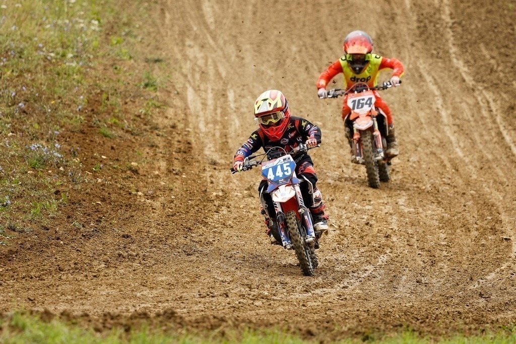 Motocross_Gerstetten_250802_4256 | Fotopresso – Sportfotografie in Heidenheim & Umgebung. Professionelle Sportfotografie für unvergessliche Momente. Dynamische Action-Shots, emotionale Szenen & hochwertige Bilder. - Realisiert mit Pictrs.com