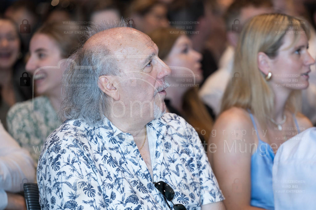 FeusiDiplomfeier_R6II3032 | Brigitte Münger / bmsportphotography - Realisiert mit Pictrs.com