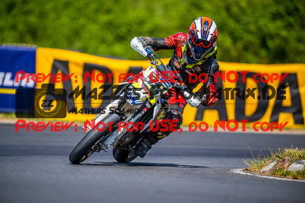 MaZZes_FotoMatrix_220529_8586 | Fotograf Mathias Schmid
Sportfotograf,
Eventfotograf,
Hochzeitsfotograf,
Portraitfotograf