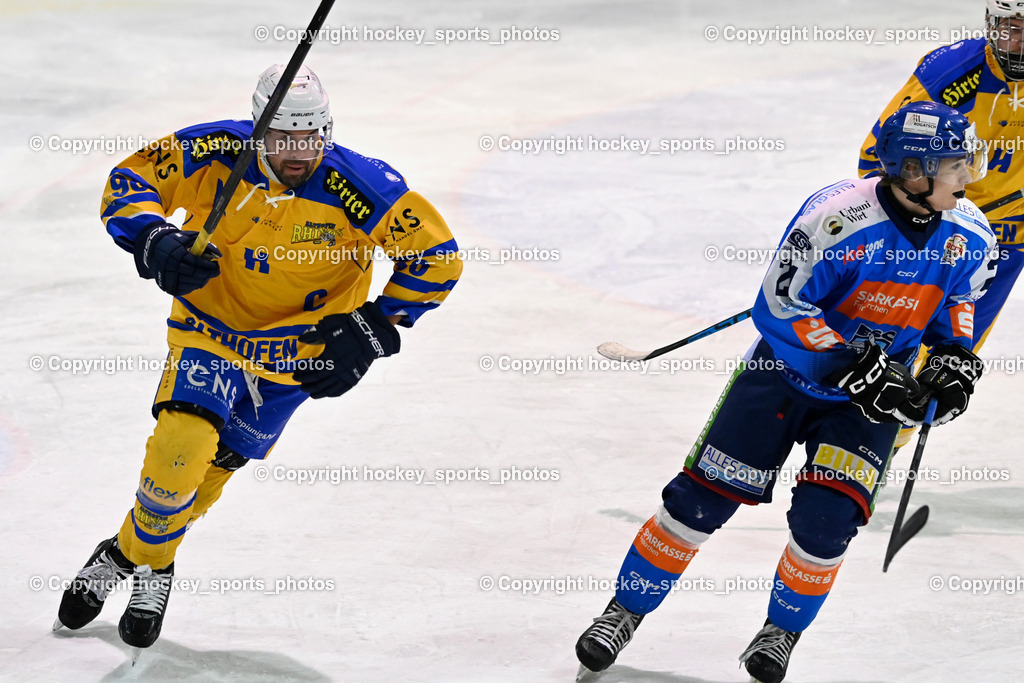 ESC SPARKASSE STEINDORF vs. EHC Althofen | #90 Edlinger Patrick EHC Althofen, #21 Walder Patrik ESC Steindorf, ESC SPARKASSE STEINDORF vs. EHC Althofen, ESC SPARKASSE STEINDORF vs. EHC Althofen am 06.03.2026 in Steindorf (Ossiachersee Halle), Austria, (Photo by Bernd Stefan)