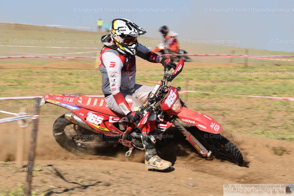 DSC_0391 | Sportfotografie , Motorsport, Motoross, Reitsport, Mointainbike, Enduro,
Landschaft , Outdoor, Eventfotografie, Landschaft, Bilder online bestellen - Realisiert mit Pictrs.com