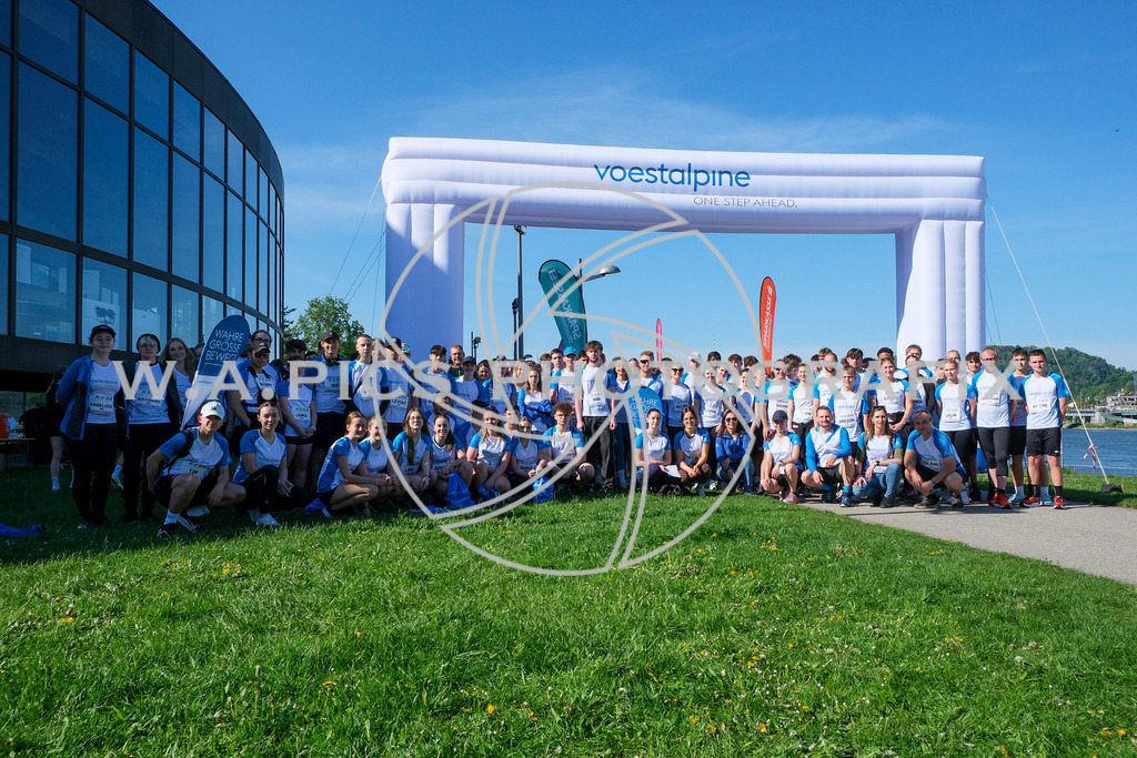 ..... | LINZ,AUSTRIA,27.April 24, Int. 3 Brückenlauf Linz  , Image shows: Photo: WAPICS / Michael ring