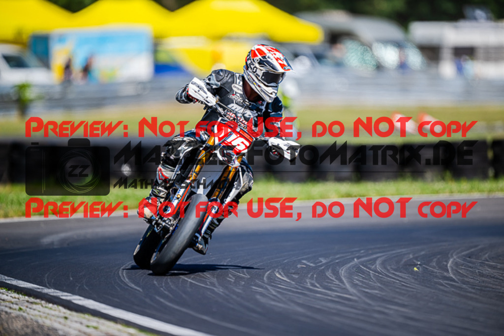 MaZZes_FotoMatrix_220702_2372 | S1