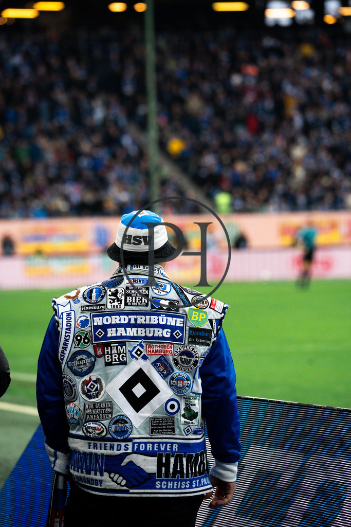 Spieltag 8 HSV - VFL Wolfburg_SC-09 | Philipp-Heist - Realisiert mit Pictrs.com