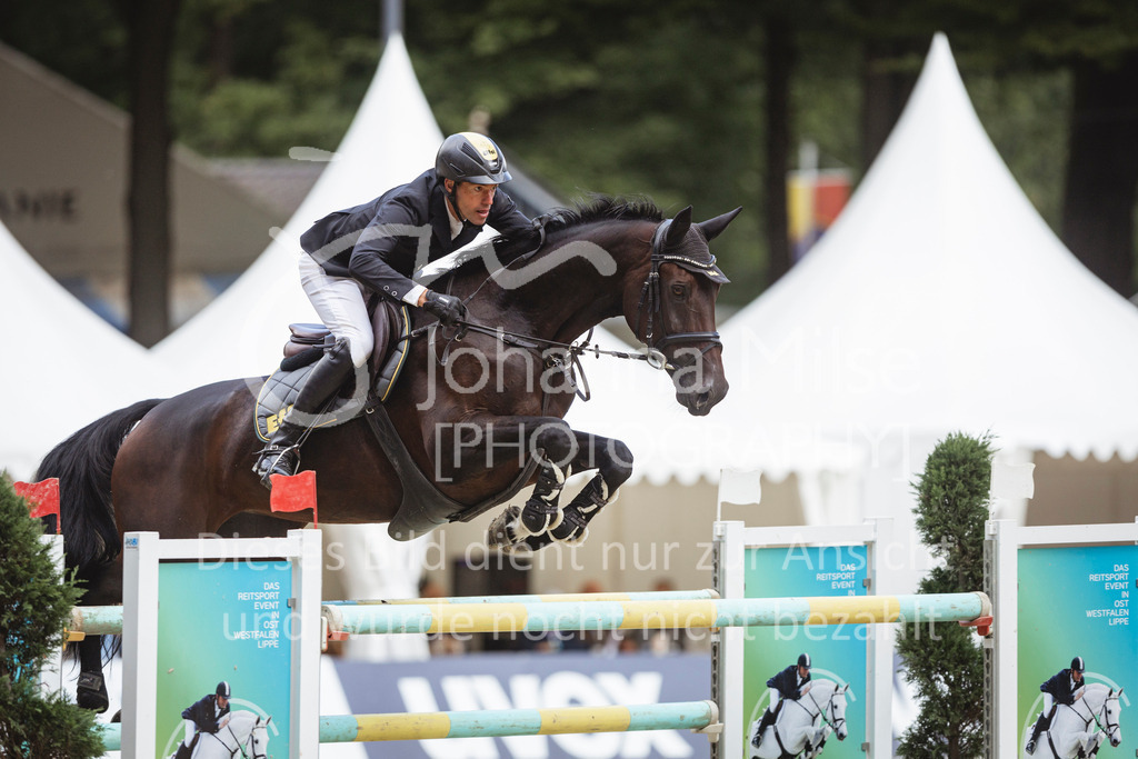 240915_OWLCh_GP-872 | Deine schönsten Turniermomente als professionelle Fotos! Entdecke hochwertige Pferdesport-Fotografie im Online-Shop. Jetzt Fotos finden & bestellen!