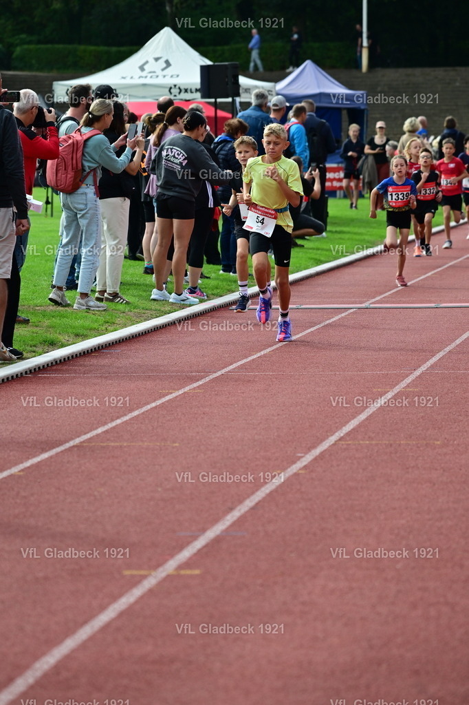 2026-08-23_Sparkassenlauf_1K5_RM_000111 | Die Fotografen - Realisiert mit Pictrs.com