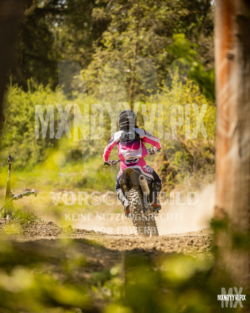 866A4881 | mxndyyvipix