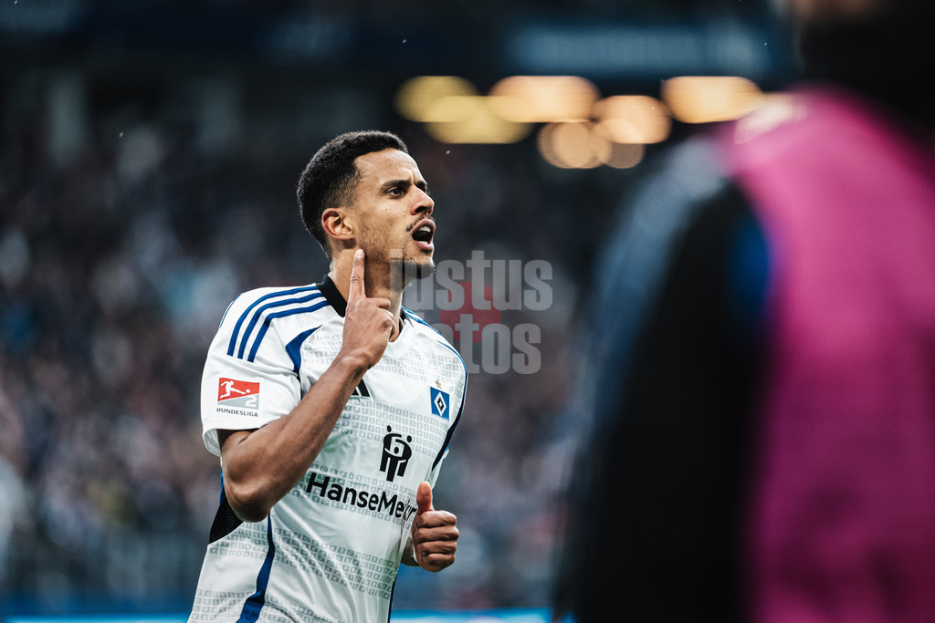 Fußball | Männer | Saison 2024/2025 | 2. Fußball-Bundesliga | 7. Spieltag | Hamburger SV vs. SC Paderborn 07 | 28.09.2024 | Robert Glatzel (#9, HSV) Torjubel