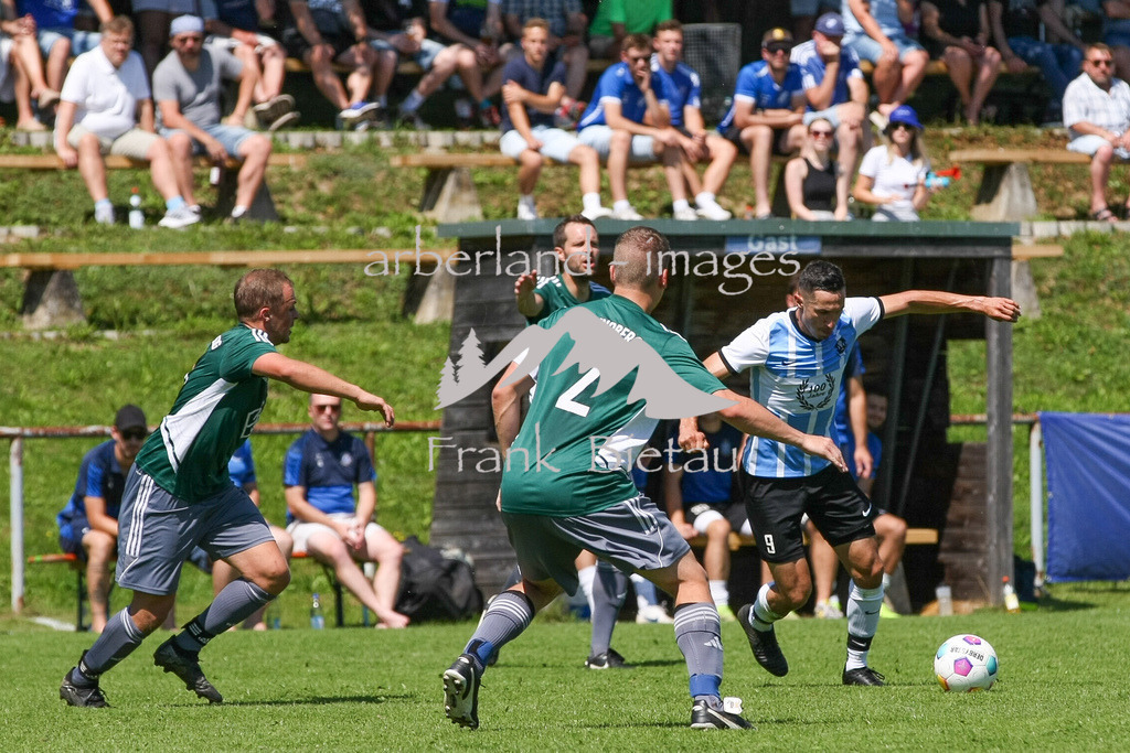 993T9705 | Medien- Sport- Entertainmentfotos