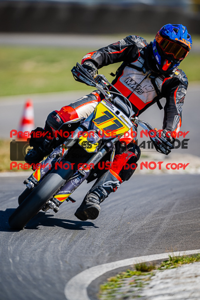 MaZZes_FotoMatrix_220702_2115 | S1