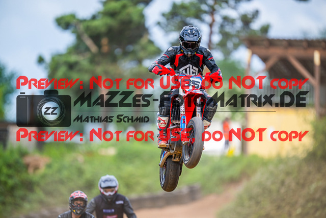 MaZZes_FotoMatrix_220528_7716 | Fotograf Mathias Schmid
Sportfotograf,
Eventfotograf,
Hochzeitsfotograf,
Portraitfotograf