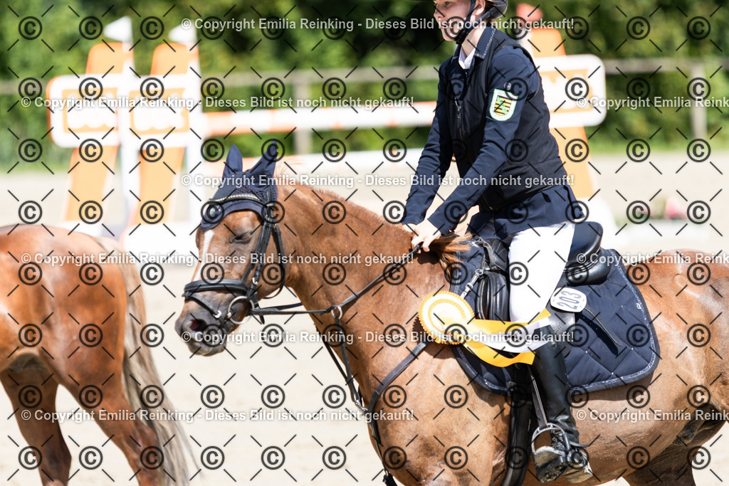 CL5A1049 | Emilia Reinking Fotografie - Realisiert mit Pictrs.com