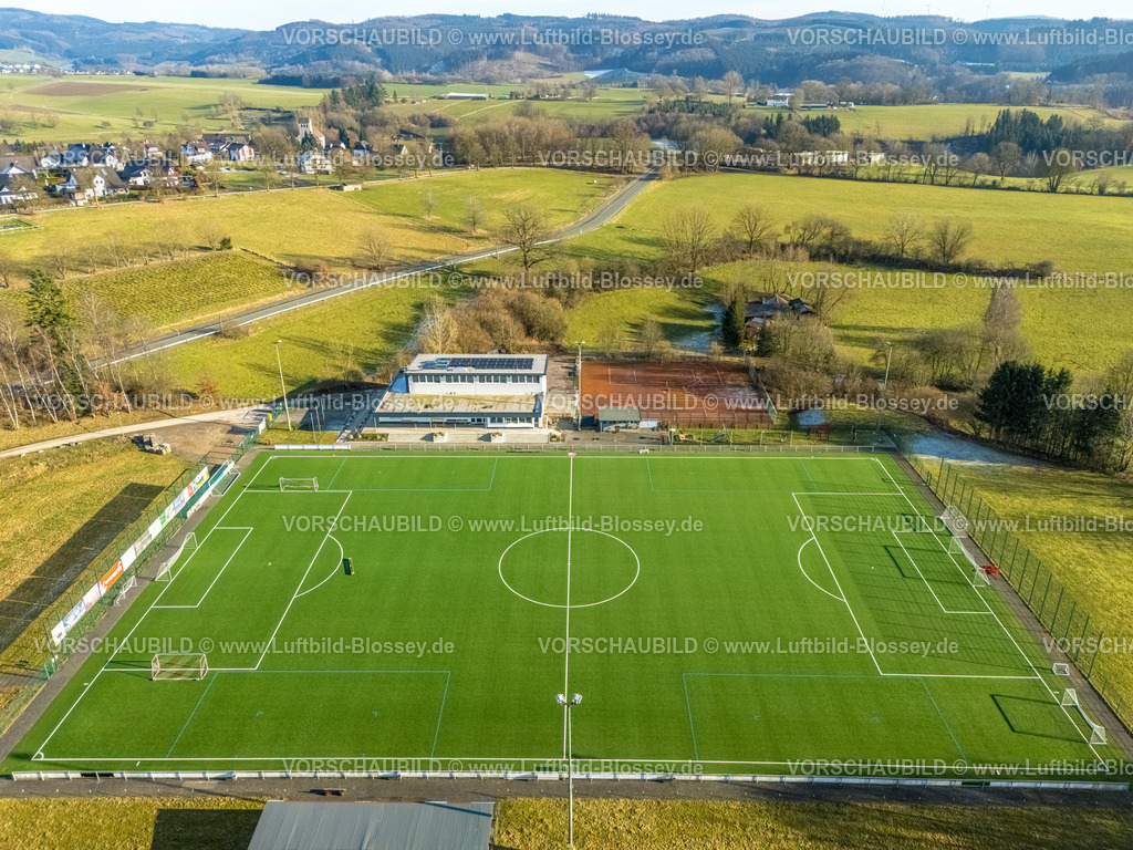 Finnentrop2502600073SportzentrumKoltermecke | Luftbild, Neues Sportzentrum Koltermecke, Sportplatz, Tennisplatz, Dreifachhalle, Sporthalle, Schönholthausen, Finnentrop, Sauerland, Nordrhein-Westfalen, Deutschland