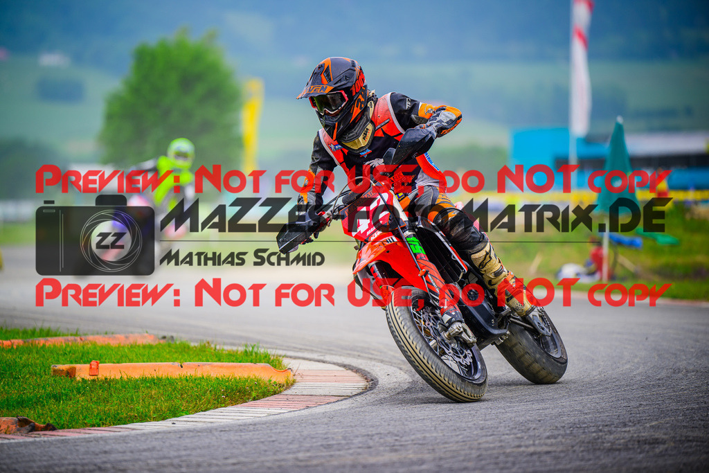 MaZZes_FotoMatrix_240608_6021986_4571 | S4