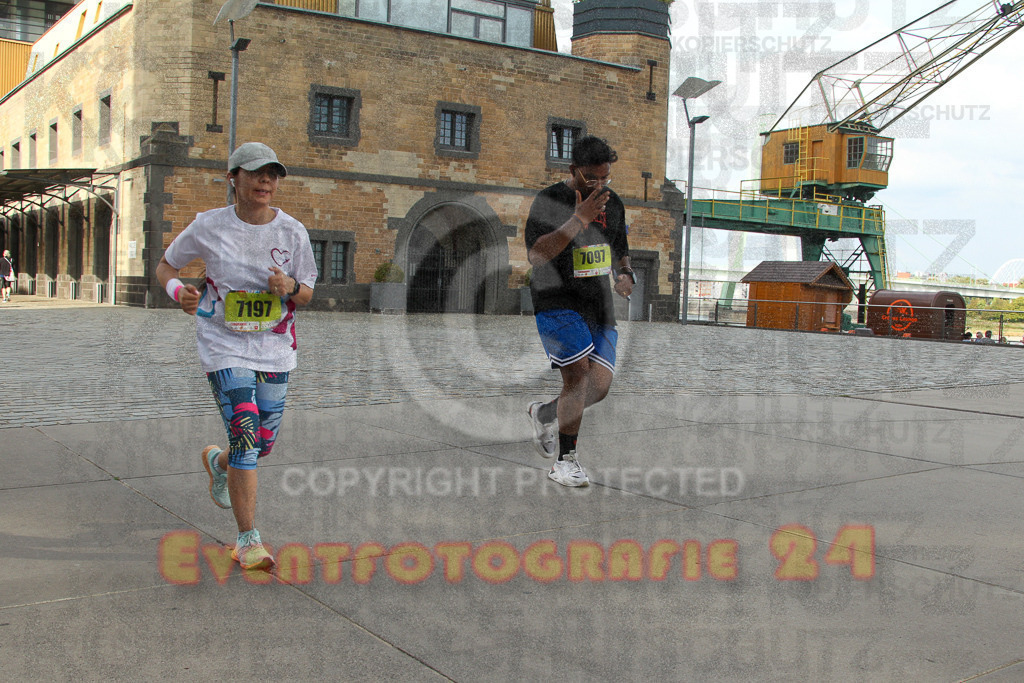 250920_1534_EV4_9172 | Sportfotografie im Rhein-Sieg Kreis, Köln, Bonn, NRW, Rheinland Pfalz, Hessen, etc. Unser Tätigkeitsfeld umfasst den Laufsport vom Volkslauf über den Marathon, Duathlon, Triathon bis zum Ultralauf wie Kölnpfad Ultra oder Schindertrail.