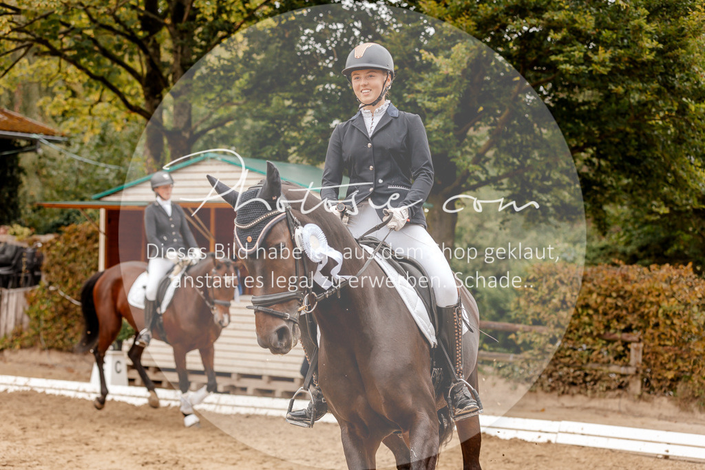 3I6A7986 | Stimmungsvolle Portraits und Reitsportfotografie im Ruhrgebiet und im Münsterland.

Pferdefotografie, Hundefotografie, Tierfotografie, Reportagen, Portraits von Tier und Mensch, Turnierfotografie in Bochum, Recklinghausen, Marl, Haltern am See, Dülmen.. - Realisiert mit Pictrs.com
