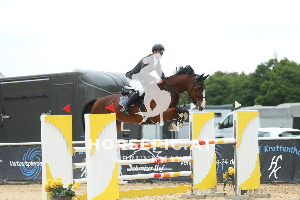 DL2Q3138 | Willkommen bei Brunnmayr - Design & Fotografie – Ihrem Spezialisten für Reitturniere und Pferdeveranstaltungen in Oberösterreich, Salzburg und Bayern! Seit über 17 Jahren sind wir leidenschaftlich dabei.