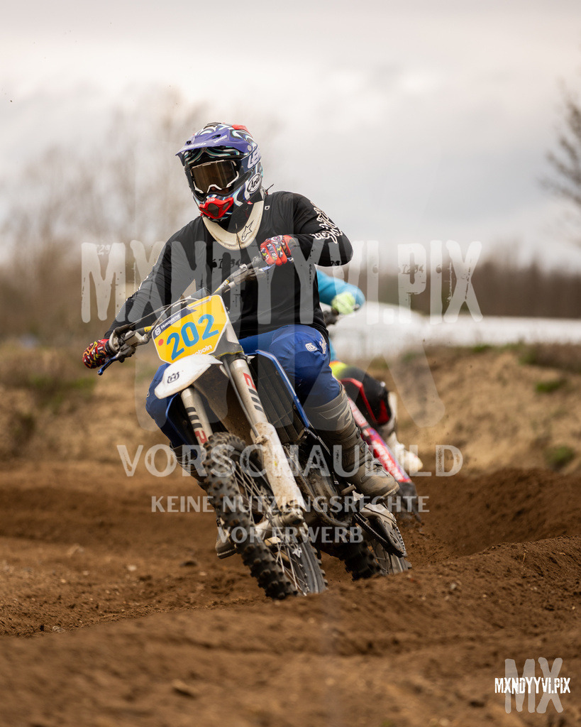 866A1587 | mxndyyvipix