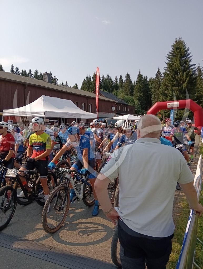 IMG_20260726_100349315 | Fotogalerie der Treibjagd im Dunkelwald - Dein MTB Etappenrennen im Erzgebirge - Realisiert mit Pictrs.com