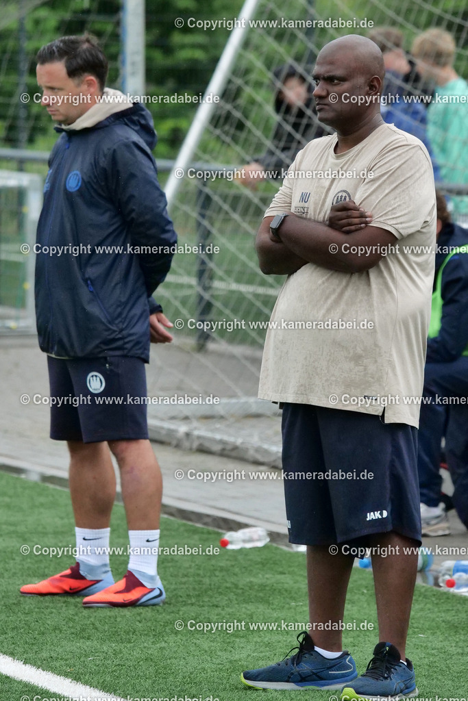 Fußball : C-Junioren : Aufstieg Regionalliga West : SUS 09 Dinslaken - Vfb 03 Hilden am 04.06.2026 in Dinslaken | Fußball : C-Junioren : Aufstieg Regionalliga West : SUS 09 Dinslaken (rotr Trikots)- Vfb 03 Hilden (weiße Trikots) am 04.06.2026 in Dinslaken - Realisiert mit Pictrs.com