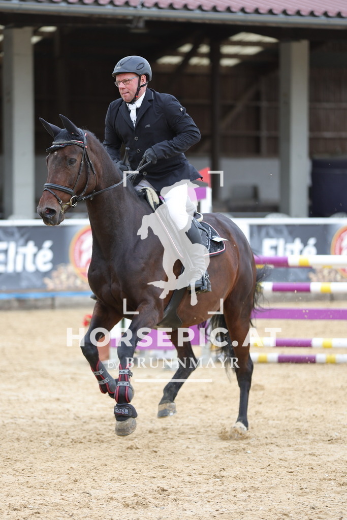 0P6A7606 | Willkommen bei Brunnmayr - Design & Fotografie – Ihrem Spezialisten für Reitturniere und Pferdeveranstaltungen in Oberösterreich, Salzburg und Bayern! Seit über 17 Jahren sind wir leidenschaftlich dabei.