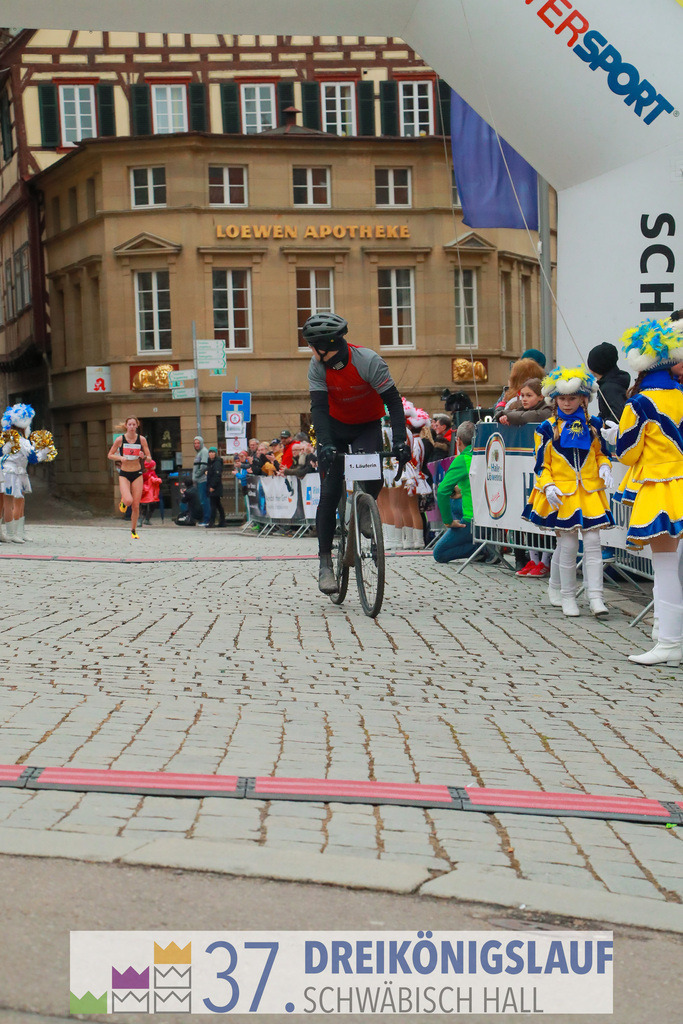 VR Bank Hauptlauf 10000m | 3 Koenigslauf 2023 - Realisiert mit Pictrs.com