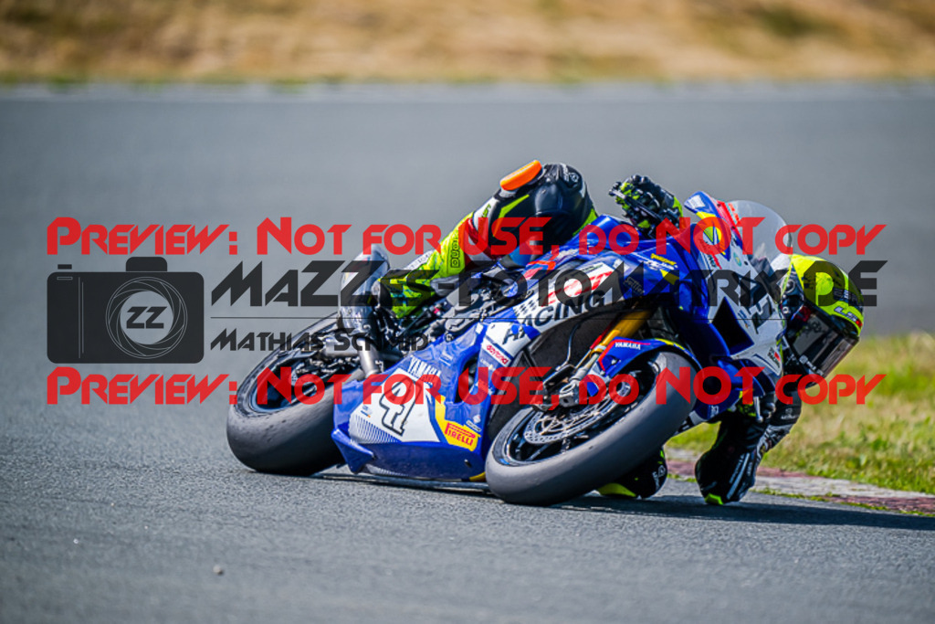 MaZZes_FotoMatrix_220722_7062 | IDM1000