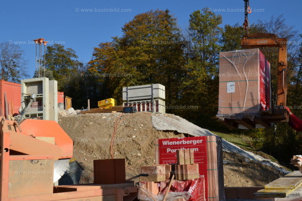 bib-lg07-mauerarbeiten-0107 | Nach LV-Leistungsgruppen sortierte Detailfotos über den Bau eines Hauses. Alle Hausbau-Bilder direkt vom Urheber und Autor der Website Haus-Selber-Bauen.com