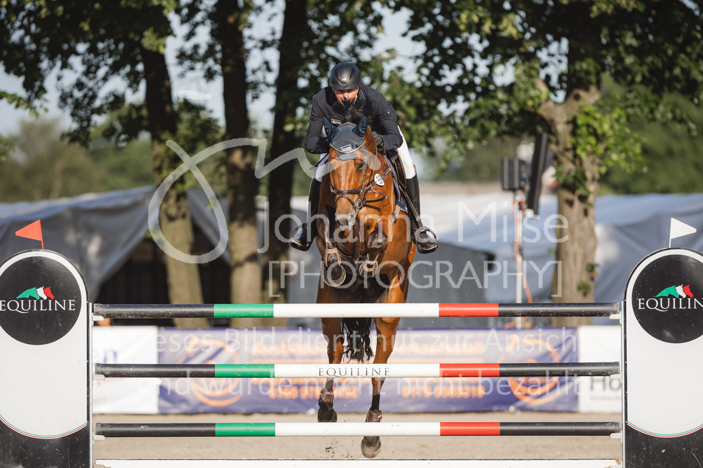 220614_Mühlen_Youngster-S-909 | Late Entry Mühlen
Springprüfung Kl.S* 7j. Youngster Springen
14.06.2022