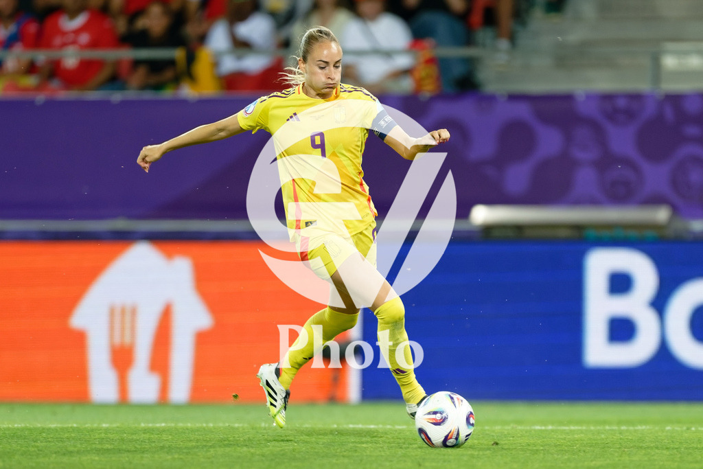 Portugal v Belgium: UEFA Women's EURO 2025 Group B | SION, SWITZERLAND - JULY 11: Tessa Wullaert of Belgium controls the ball  during the UEFA Women's EURO 2025 Group B match between Portugal and Belgium at Stade de Tourbillon on July 11, 2025 in Sion, Switzerland. (Photo by Giuseppe Velletri/Sports Press Photo/Getty Images)