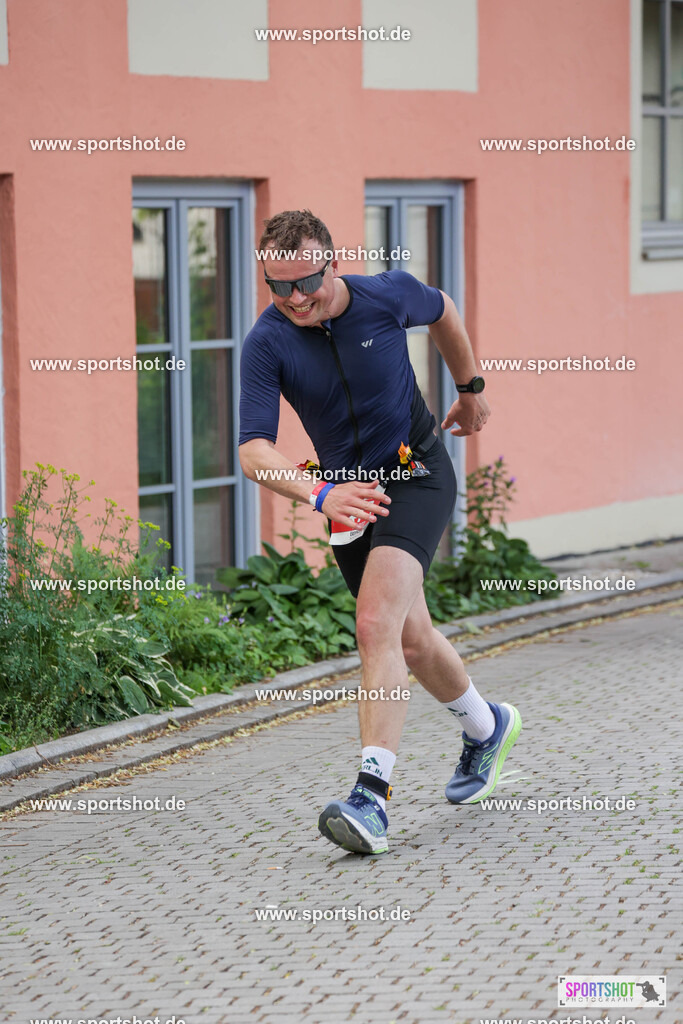 KSZ_9554 | Stadttriathlon Erding 2025. #yourpictrs #sportshot_your_pictrs @Sportshotphotography #stadttriathlonerding Copyright: www.sportshot.de
