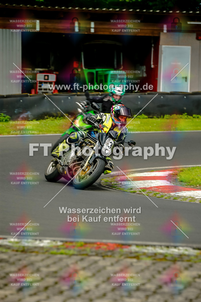 VBK-4358 | Hier findet Ihr Bilder von Touristenfahrten auf der Nürburgring Nordschleife oder von anderen Veranstaltungen die ich besucht habe. Viel Spass beim Durch Schauen 