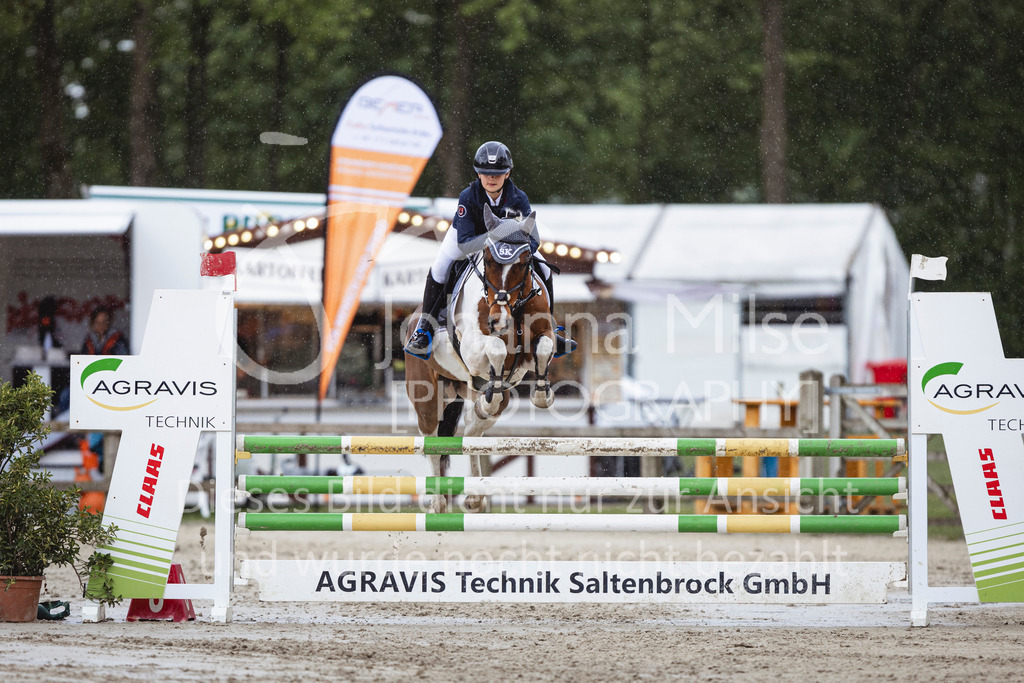 240504_PonyTrophy-300 | Deine schönsten Turniermomente als professionelle Fotos! Entdecke hochwertige Pferdesport-Fotografie im Online-Shop. Jetzt Fotos finden & bestellen!