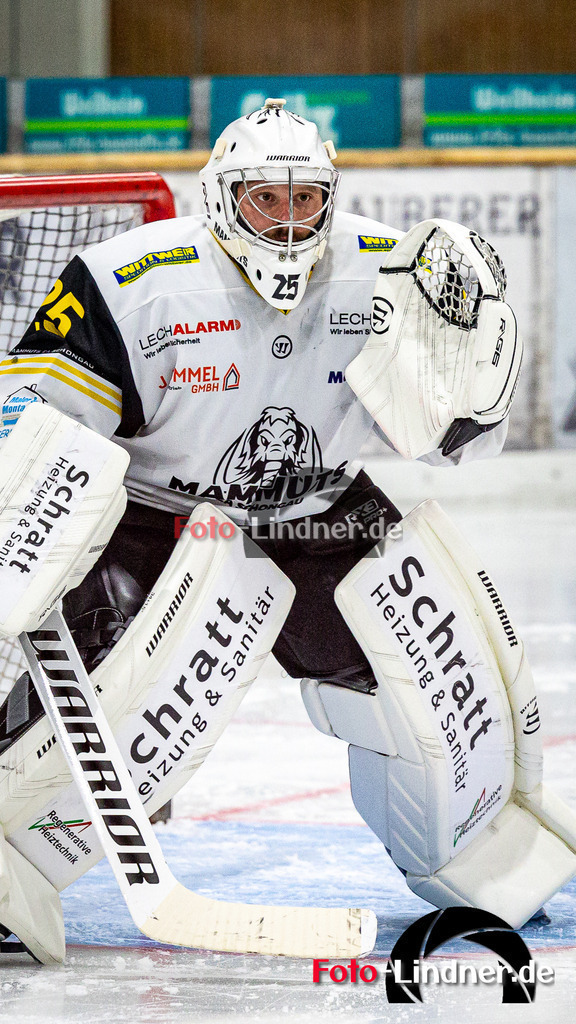 Testspiel TSV Peißenberg Miners vs EA Schongau Mammuts | Eishockey Bayernliga Vorbereitung 2023/2024, Testspiel TSV Peißenberg Miners vs EA Schongau Mammuts
Daniel Blankenburg (Mammuts Goali 25) in Aktion,
2023-09-22 in Peißenberg (Eisstadion)
25 Daniel Blankenburg (Mammuts Goali 25)
Copyright: FotoLindner