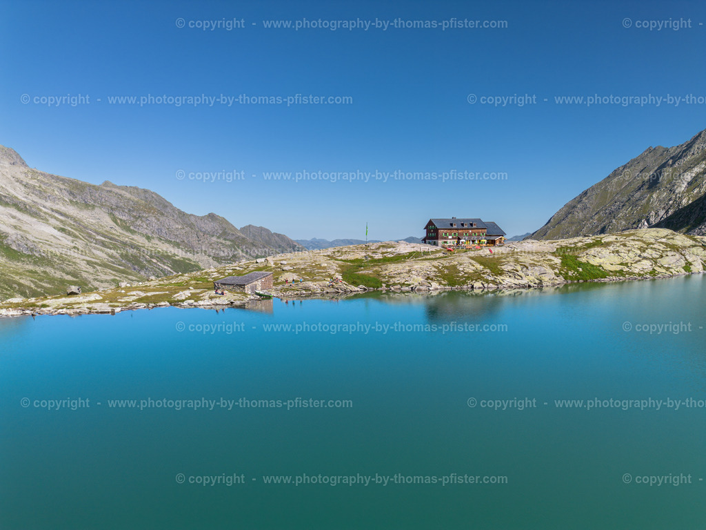 Zittauer Hütte copyright  Thomas Pfister-17 | PHOTOGRAPHY BY THOMAS PFISTER