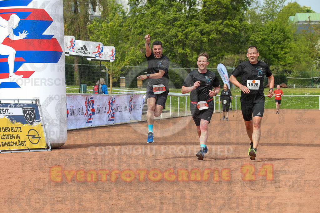 220501_1211_EX1_1837 | Sportfotografie im Rhein-Sieg Kreis, Köln, Bonn, NRW, Rheinland Pfalz, Hessen, etc. Unser Tätigkeitsfeld umfasst den Laufsport vom Volkslauf über den Marathon, Duathlon, Triathon bis zum Ultralauf wie Kölnpfad Ultra oder Schindertrail.