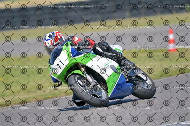 26BT01-1891 | 071 - Realisiert mit Pictrs.com