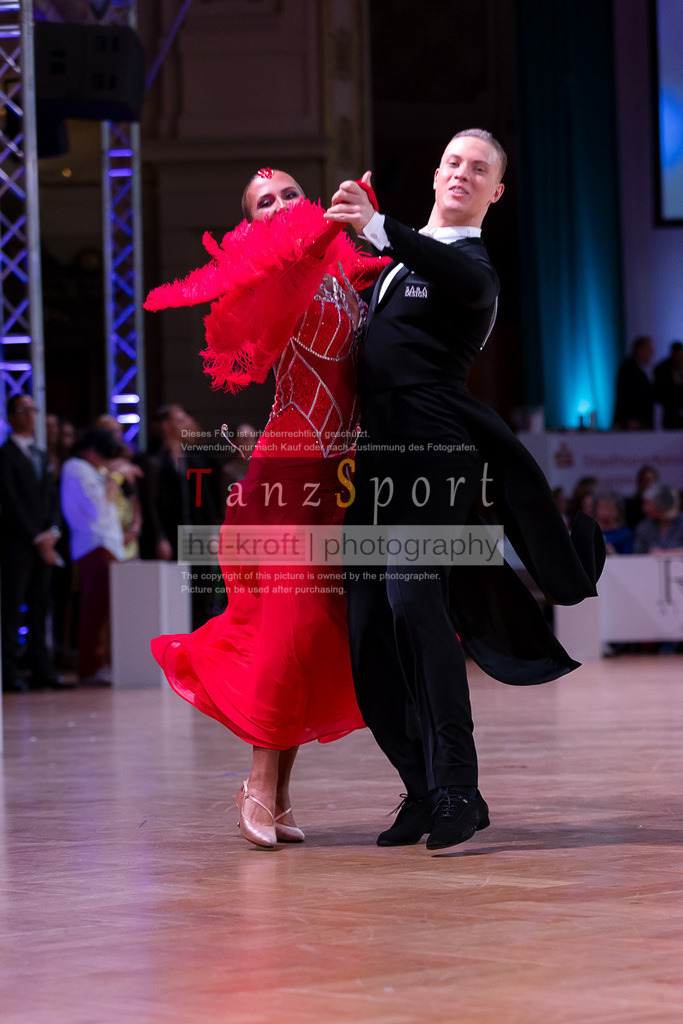 20240706_WDSF_RS_Std_10251 | Tanzsportbilder, Standardtanz, Lateintanz, WDSF, DTV, LTVB, dancecomp, goc, hessen tanzt, blaues band der spree, walzer, tango, wiener walzer, slowfox, quickstepp, samba, rumba, cha-cha-cha, paso doble. jive, hd-kroft photography, turniertanzsport