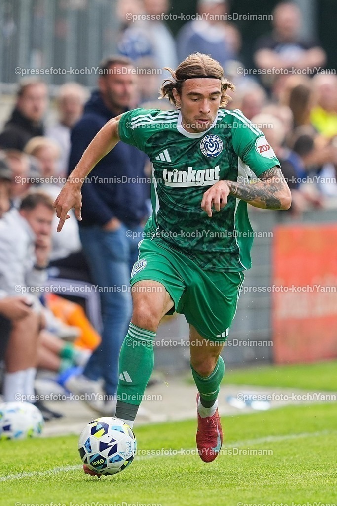 xYDR16072501029 | 16.07.2025, xydrx, Fußball, VFB Homberg - MSV Duisburg, Testspiel, PCC-Stadion: Joshua Bitter (MSV Duisburg #29)