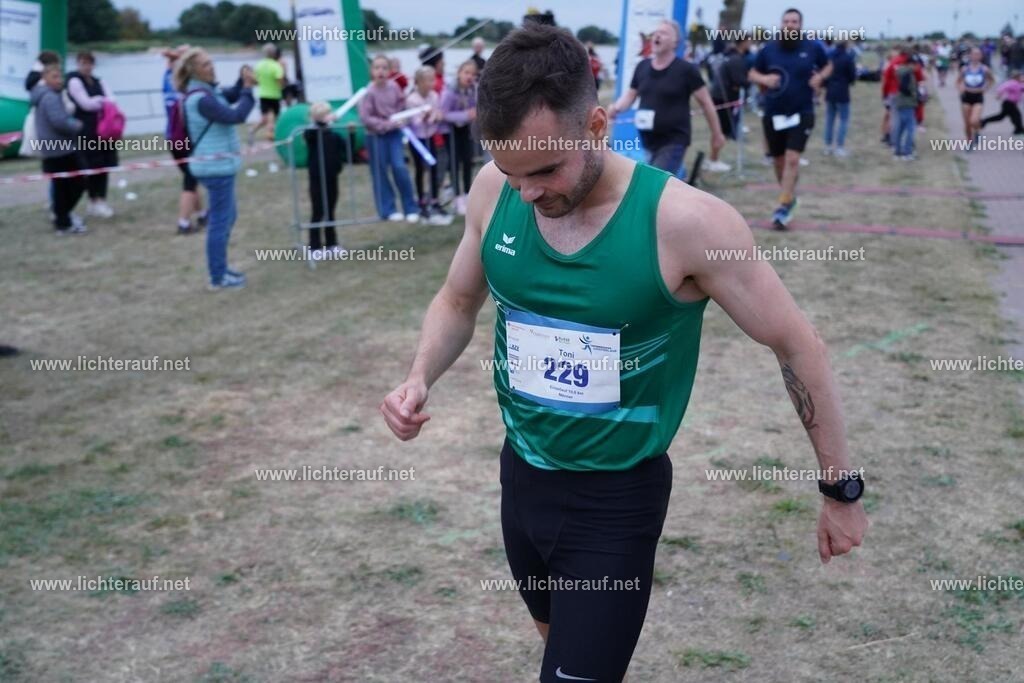 DSC05347 | Lichterlauf  - Realisiert mit Pictrs.com