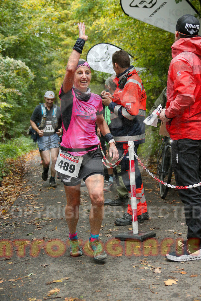 231029_1256_EX1_6652 | Sportfotografie im Rhein-Sieg Kreis, Köln, Bonn, NRW, Rheinland Pfalz, Hessen, etc. Unser Tätigkeitsfeld umfasst den Laufsport vom Volkslauf über den Marathon, Duathlon, Triathon bis zum Ultralauf wie Kölnpfad Ultra oder Schindertrail.