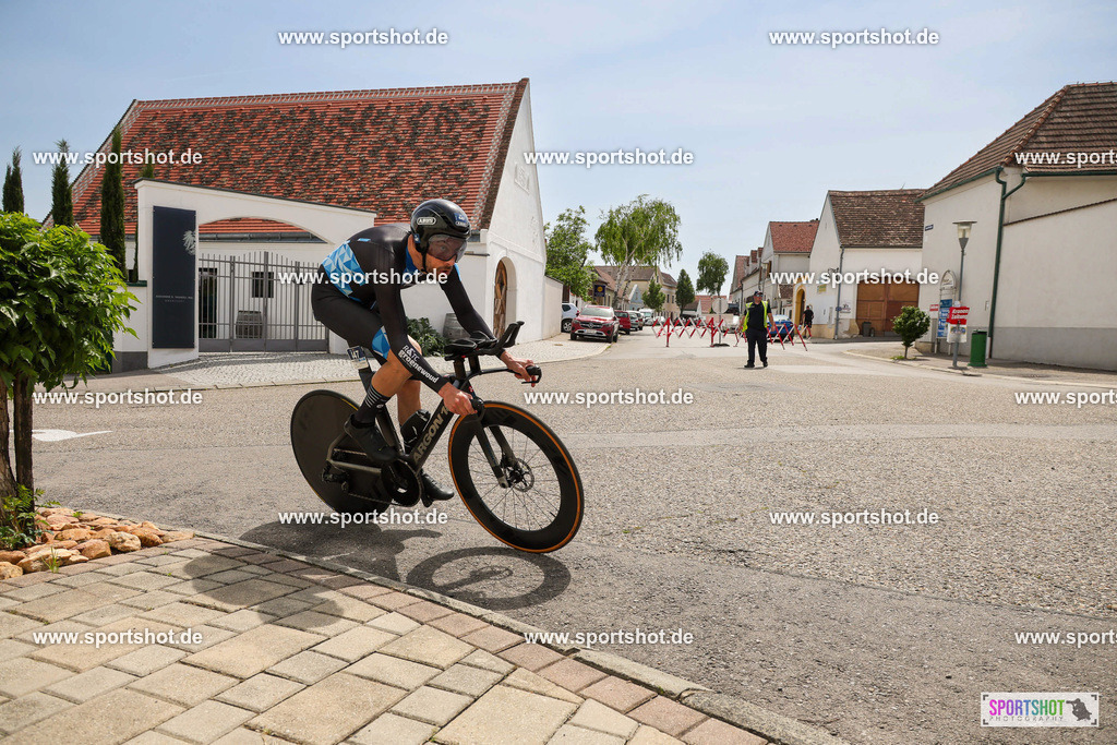 LUR_6519 | Neusiedler See Radmarathon 2025 #neusiedlerseeradmarathon #yourpictrs #sportshot_your_pictrs @Sportshotphotography Copyright:www.sportshot.de