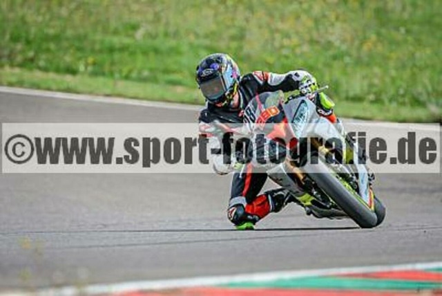 spof0358 | Professionelle Fotos von Sportveranstaltungen, aber auch Hochzeiten und anderen Events. - Realisiert mit Pictrs.com