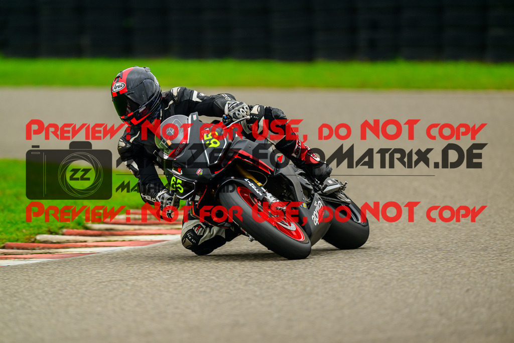 MaZZes_Fotomatrix_20241003_6007705_4784 | ROT