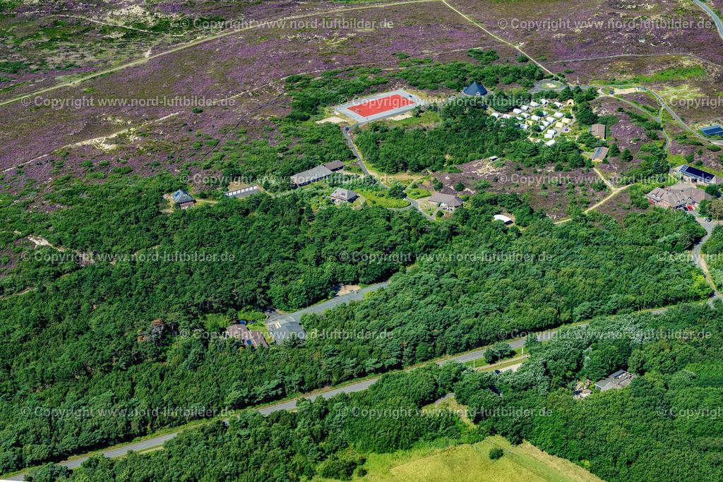Sylt_List_Jugendseeheim_Kassler_Kogge_ELS_4074130825 | LIST 13.06.2025 Gebäude der Jugendherberge " Jugendseeheim Sylt " "Kassler Kogge" in List auf der Insel Sylt im Bundesland Schleswig-Holstein, Deutschland. Weiterführende Informationen bei: Jugendheim Kassler Kogge Sylt. // Building of the youth hostel "Jugendseeheim Sylt" "Kassler Kogge" in List on the island of Sylt in the federal state of Schleswig-Holstein, Germany. Further information at: Jugendheim Kassler Kogge Sylt. Foto: Martin Elsen