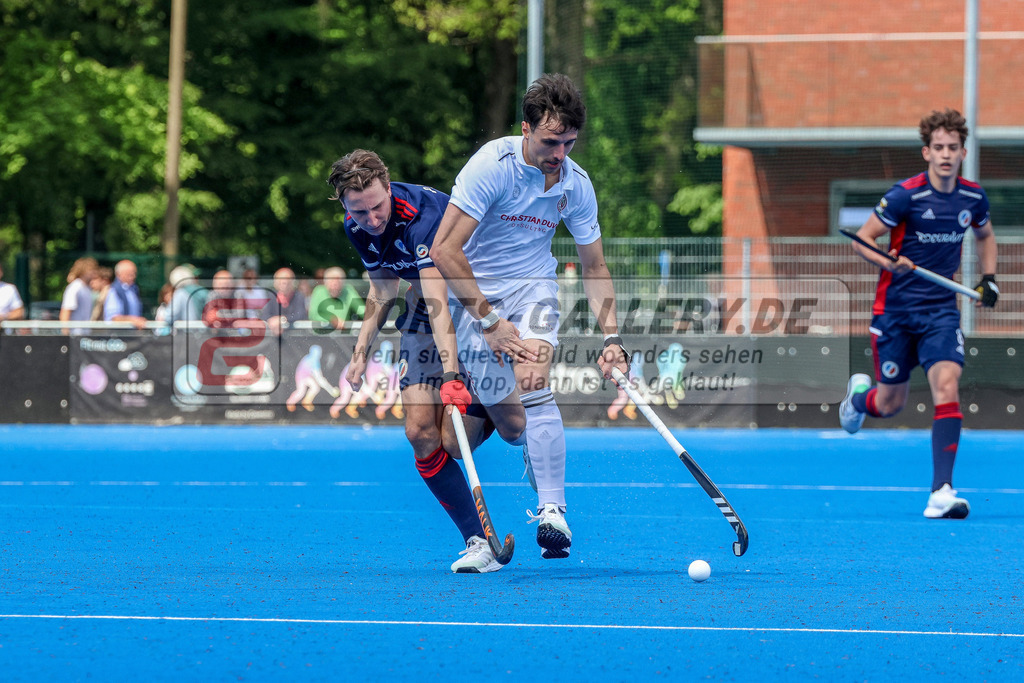 MJ_2023-05-13 Herren CHTC - MHC-22 | Lucas Maximilian Bachmann (Crefelder HTC #15) &amp; Peer Hinrichs (Mannheimer HC #16), Crefelder HTC - Mannheimer HC am 13.5.2023 in der Gerd-Wellen-Sportanlage, Krefeld