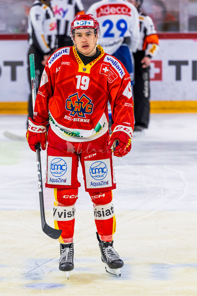 EHCB vs GCK 20260104-7269 | Sportbilder, Sportfotograf, Hochzeits- und Eventfotografin, Flugshows, Portraits und Tiershooting, Aviation, Downhill, Nationalleague, Swissleague, International