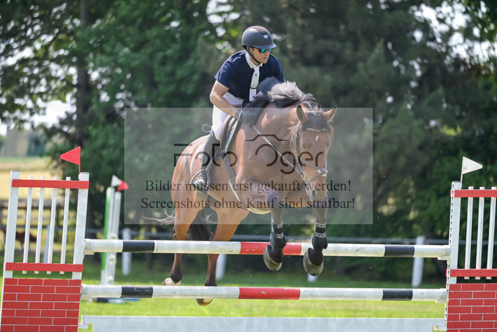Reitturnier Voxtrup | Entdecke hochwertige Reitturnierfotos von Foto Oger. Professionell, emotional und authentisch – jetzt Lieblingsmomente im Shop bestellen.Deutschlandweite Turnierfotografie. - Realisiert mit Pictrs.com